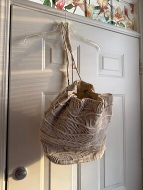 Beige Textured Drawstring Bucket Bag - Casual Womens Shoulder Bag